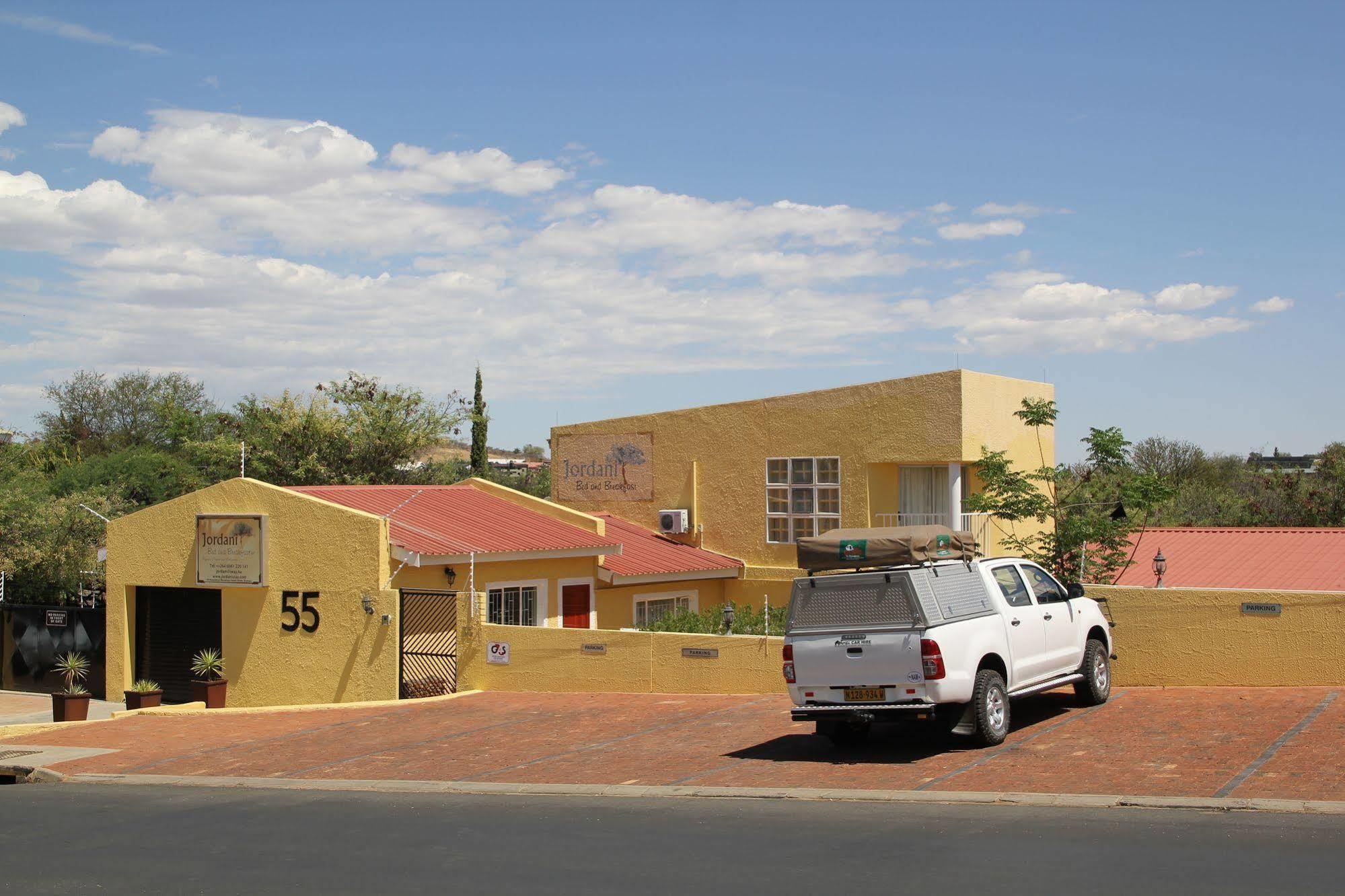 Jordani B&B Windhoek Bagian luar foto