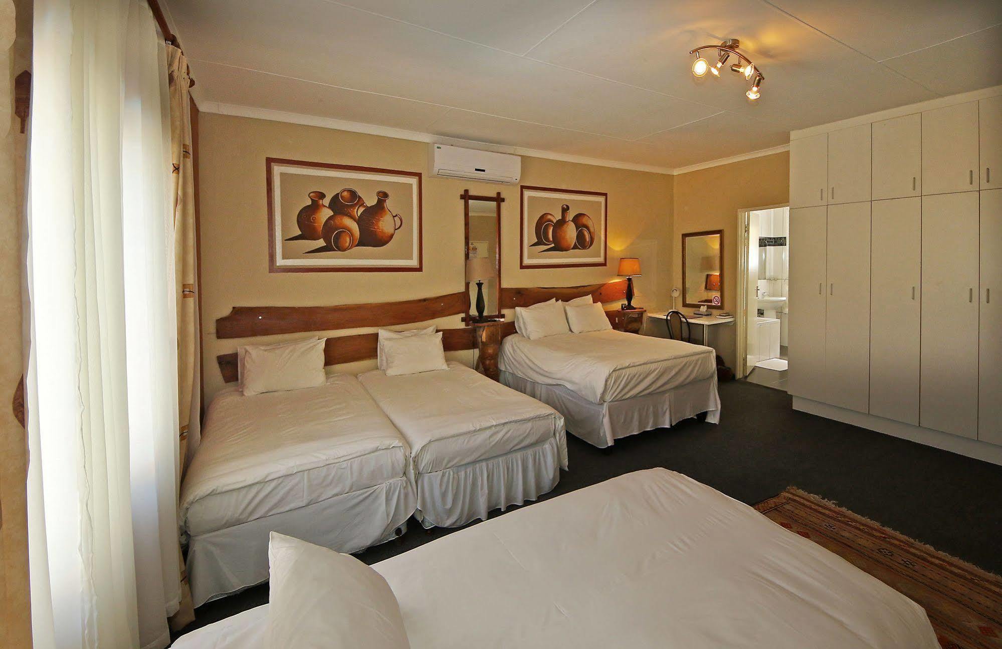 Jordani B&B Windhoek Bagian luar foto